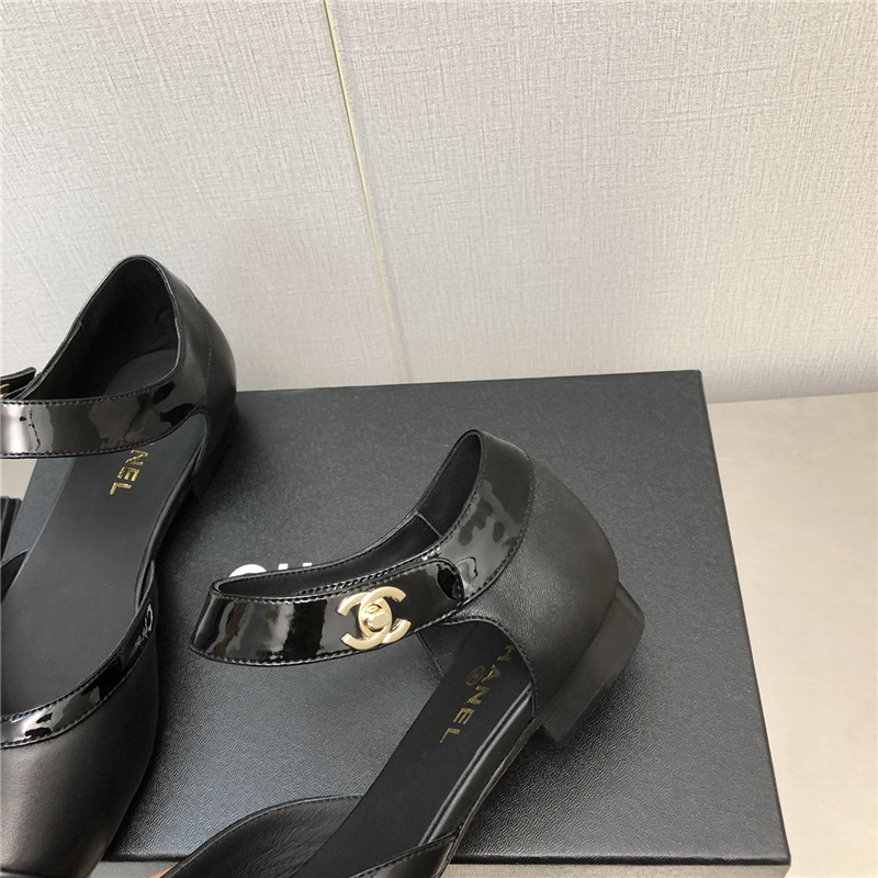 Ch**el flat sandals