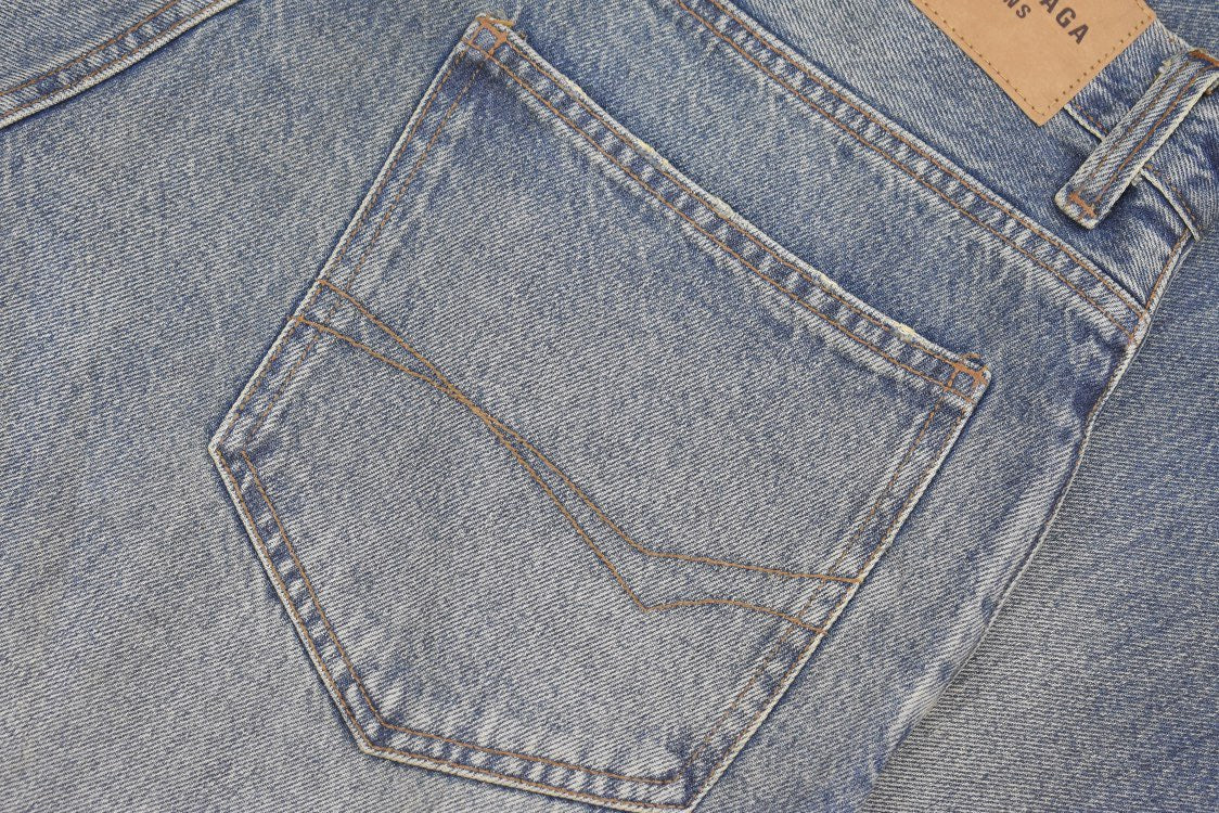 Ba1en*iaga Jeans