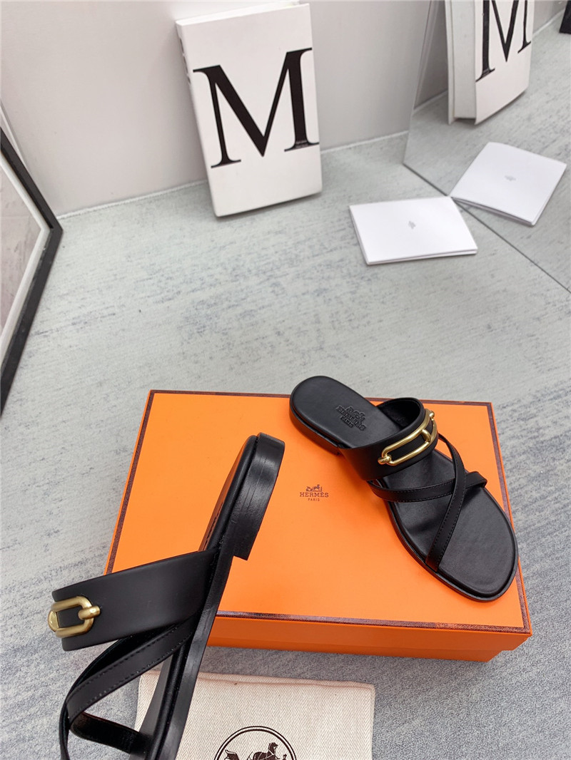 H**me5 flat slippers