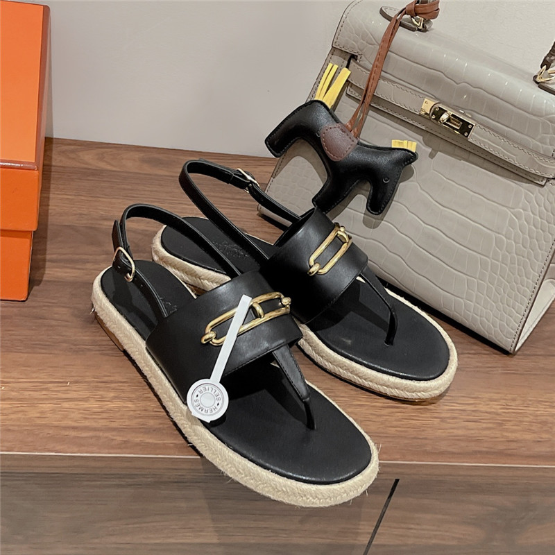 H**me5 knitted flat sandals