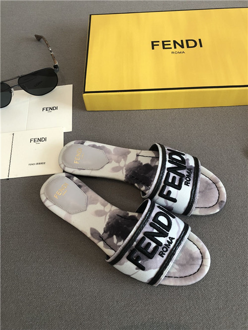 F**di slippers sandals