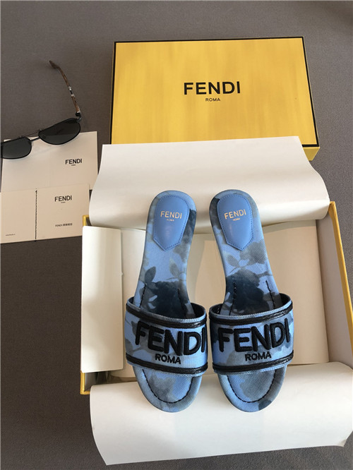 F**di slippers sandals