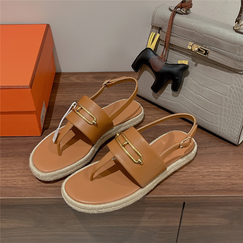 H**me5 knitted flat sandals