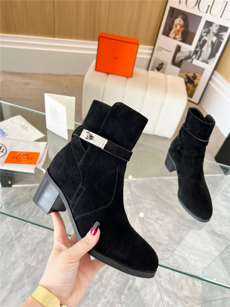 H**me5 Kelly Buckle Rider Boots