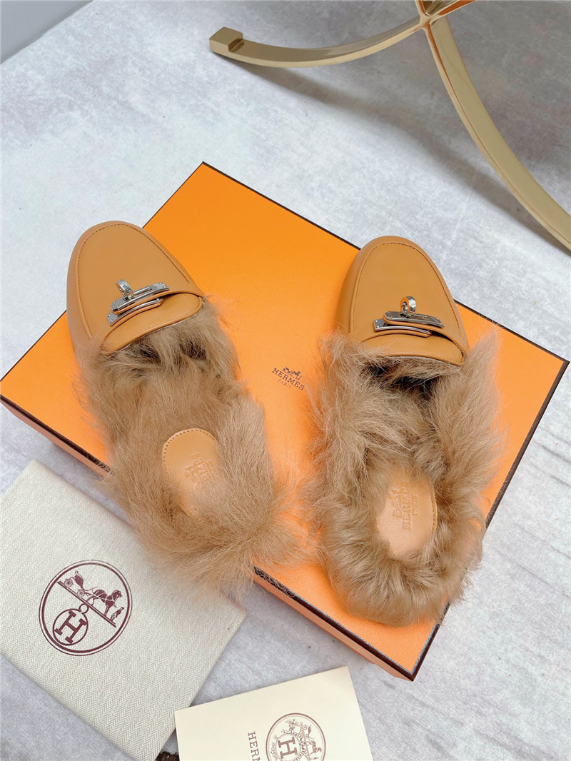 H**me5 classic wool slippers