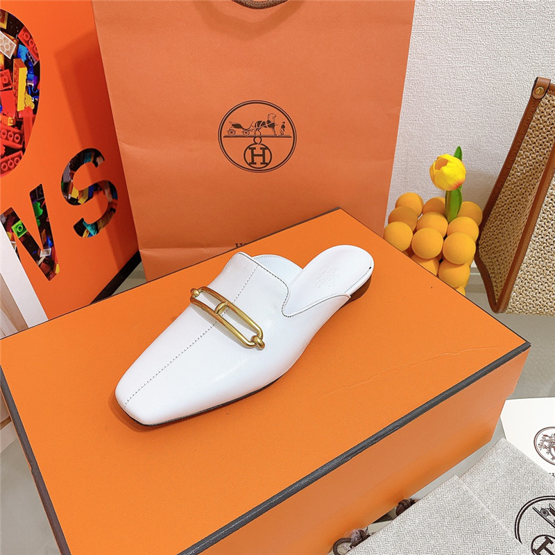 H**me5 flat slippers