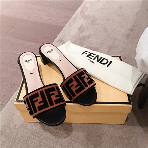 F**di thick heel sandals slippers