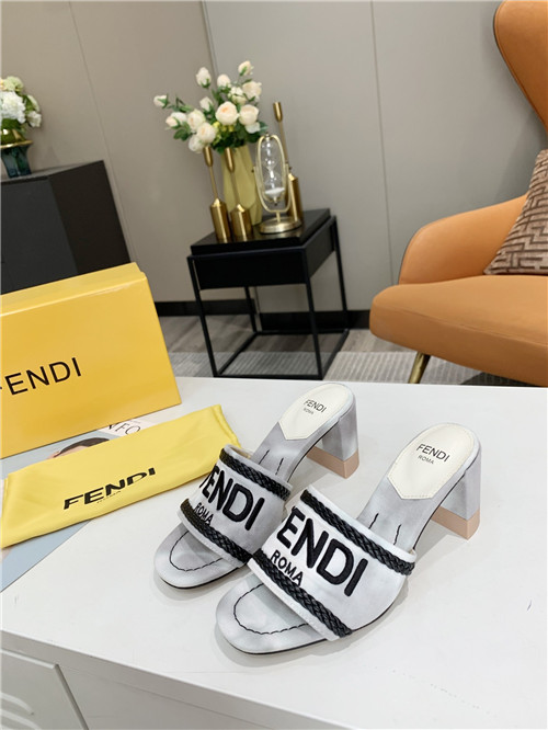 F**di logo sandals