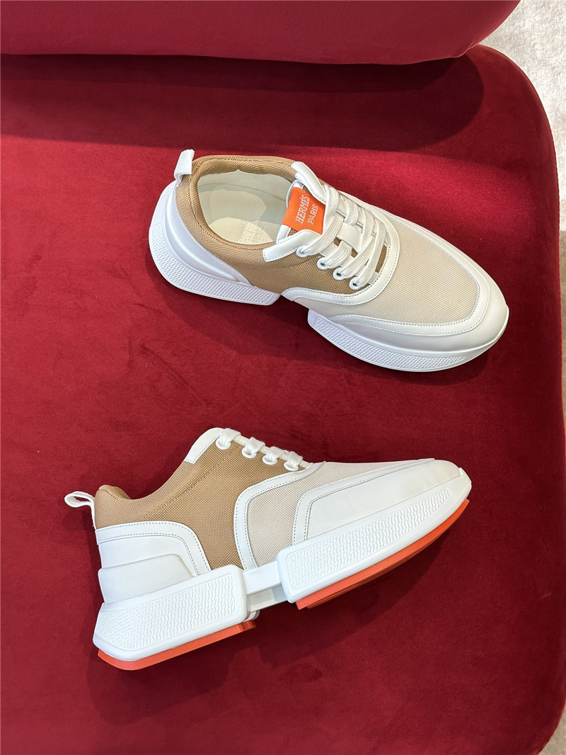 H**me5 new sneakers
