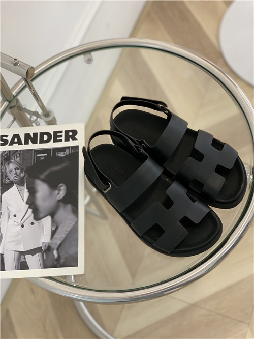 H**me5 Chypre Dupe sandals women
