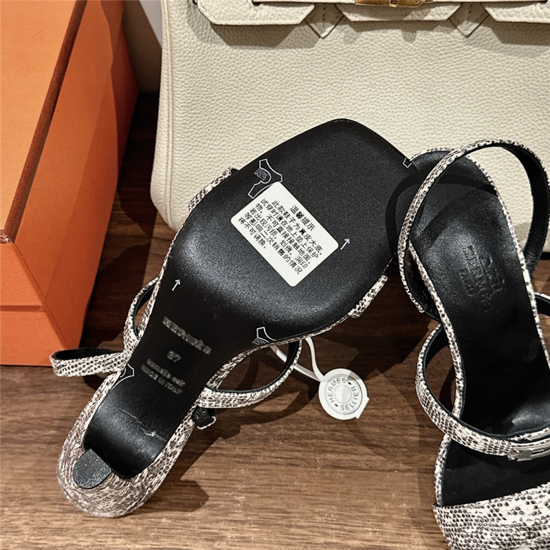 H**me5 Glamor sandals
