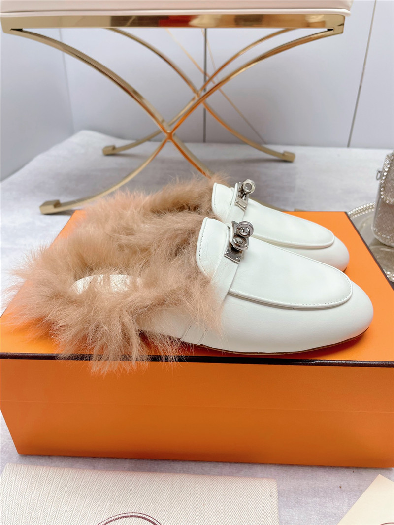 H**me5 classic wool slippers