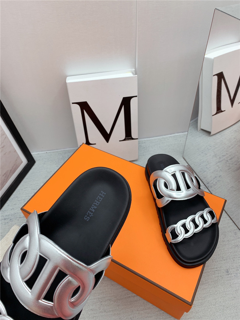 H**me5 couple shoes