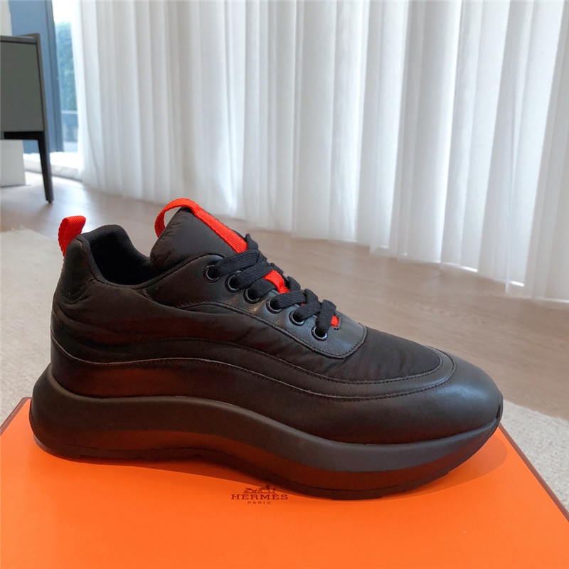 H**me5 new sneakers