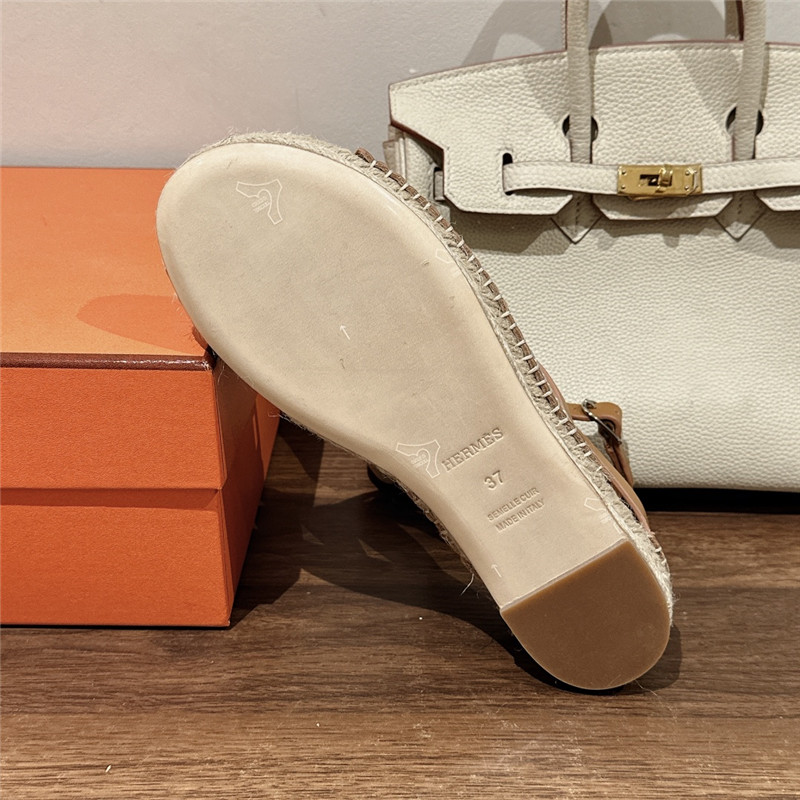 H**me5 cutout pig nose espadrille sandals