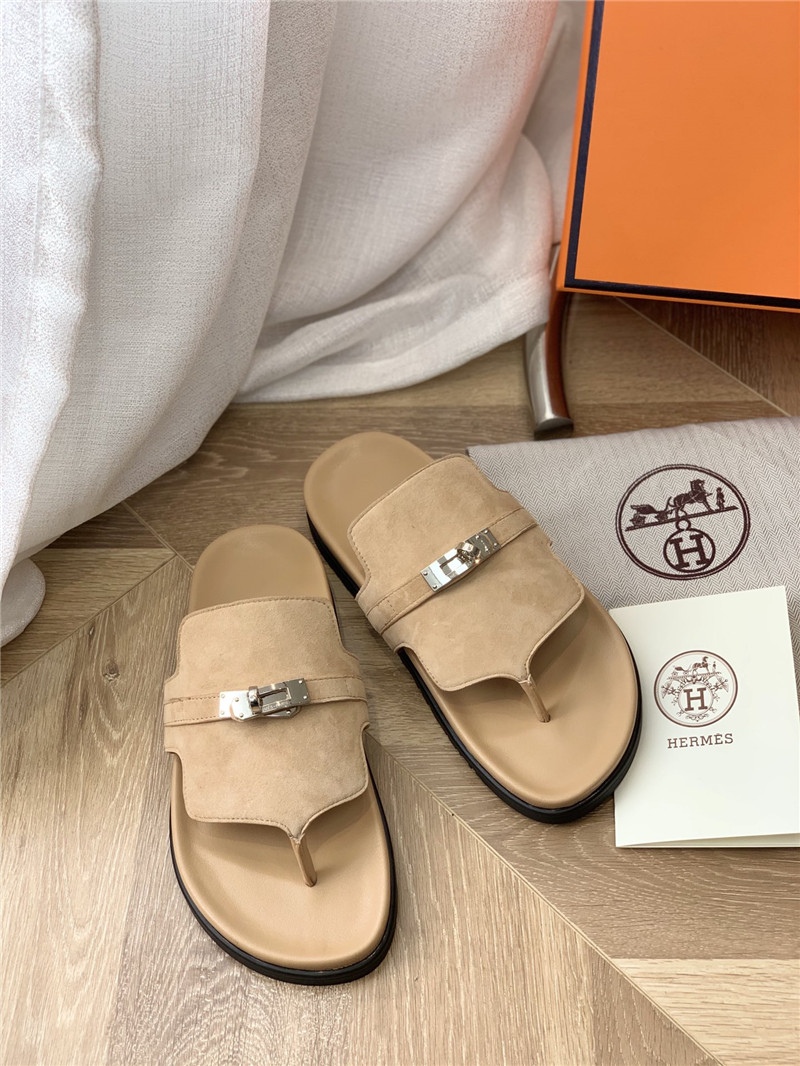 H**me5 Kelly buckle flip flops