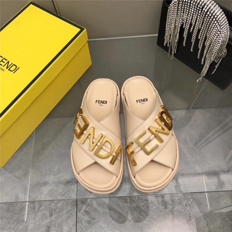 F**di metal logo slides