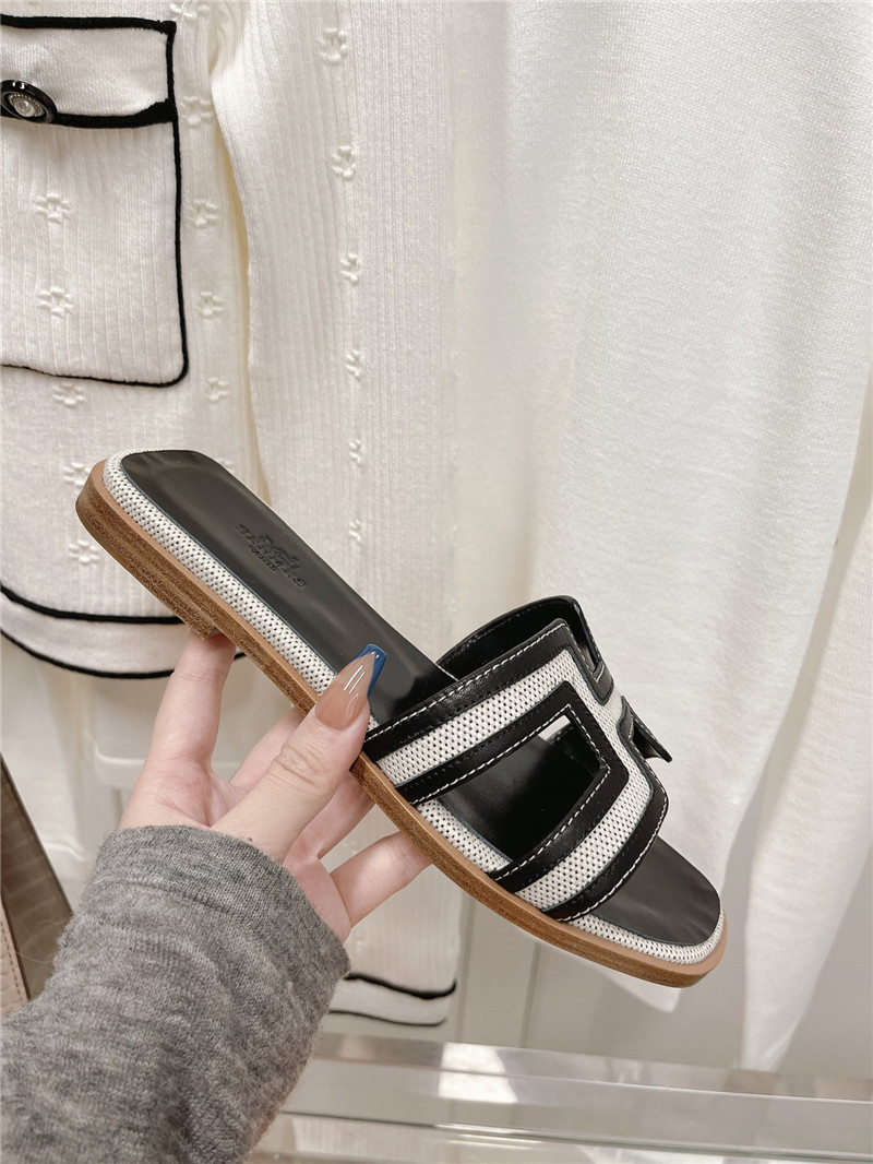 H**me5 flat sandals slippers