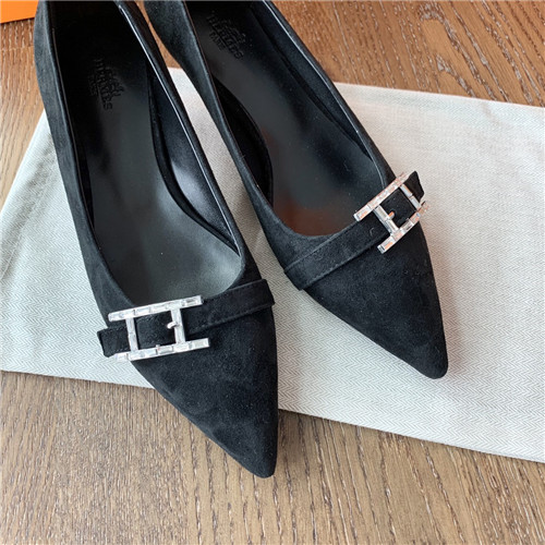 H**me5 heeled sandals