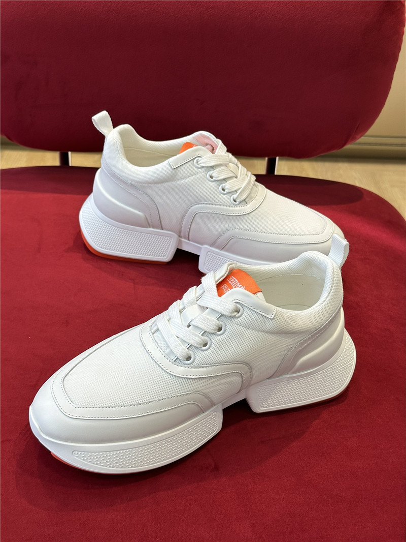 H**me5 new sneakers
