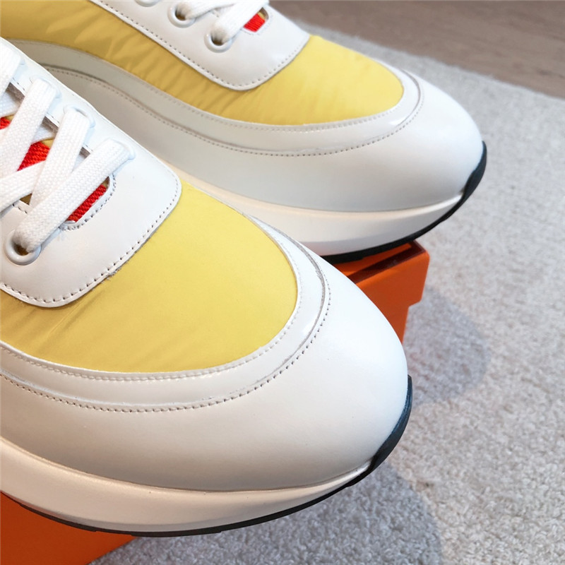 H**me5 new sneakers