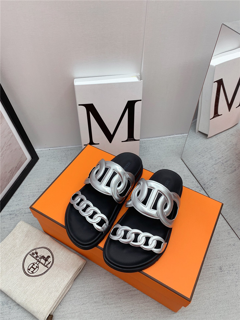 H**me5 couple shoes