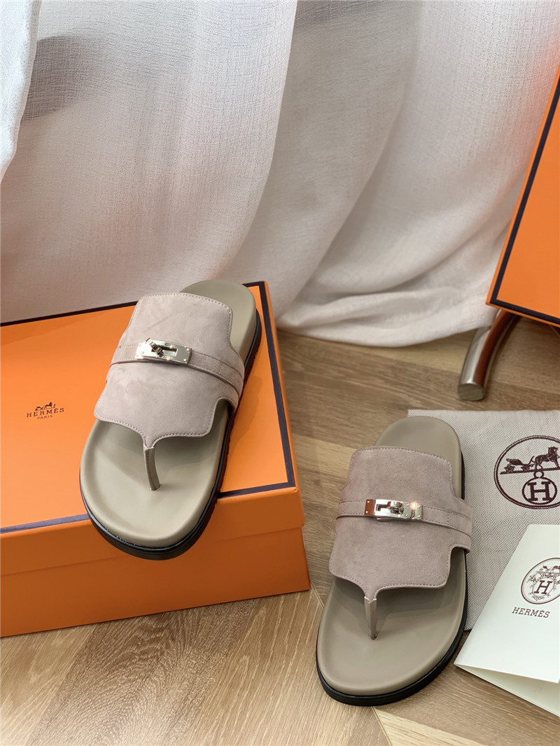 H**me5 Kelly buckle flip flops