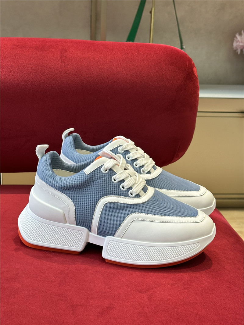 H**me5 new sneakers