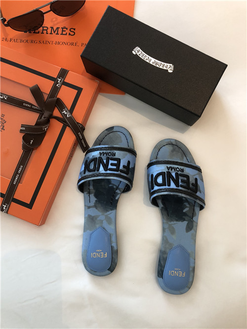 F**di slippers sandals