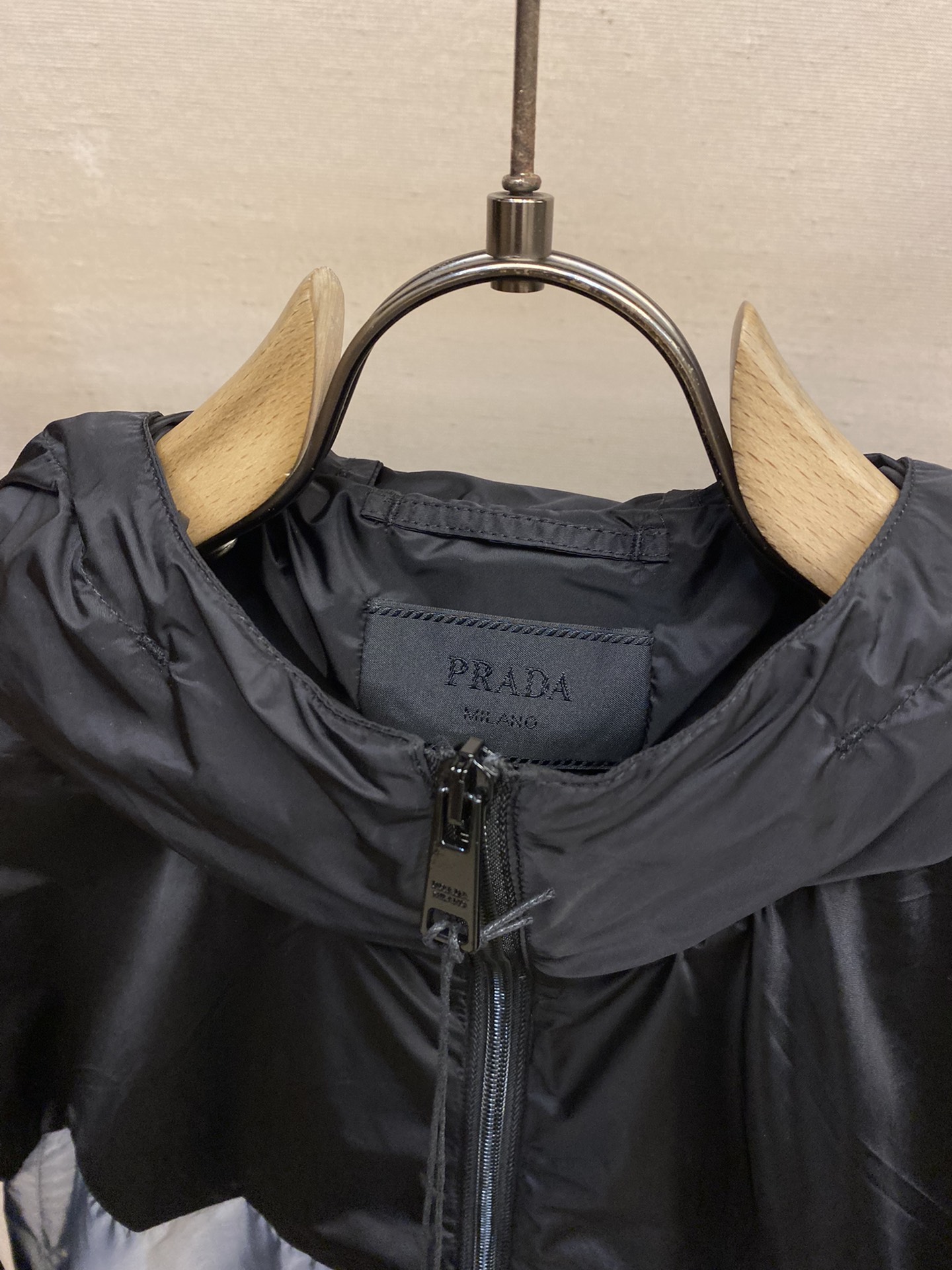Pra*a Jacket