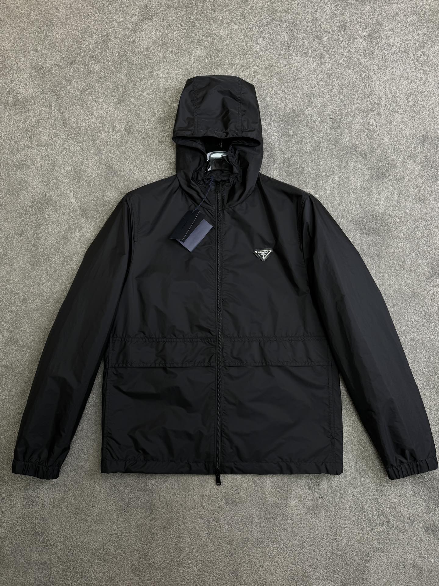 Pra*a Jacket