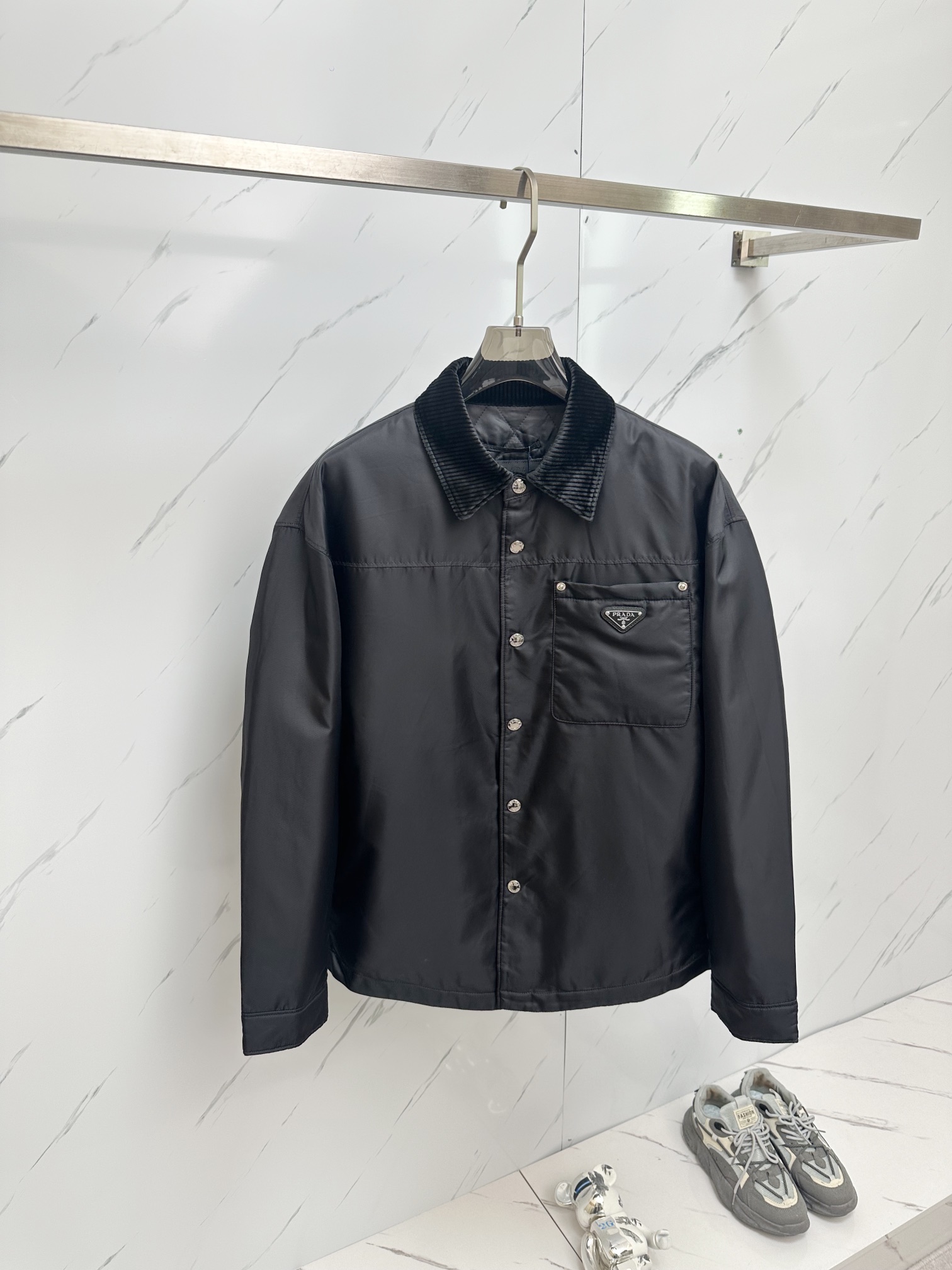 Pra*a Jacket