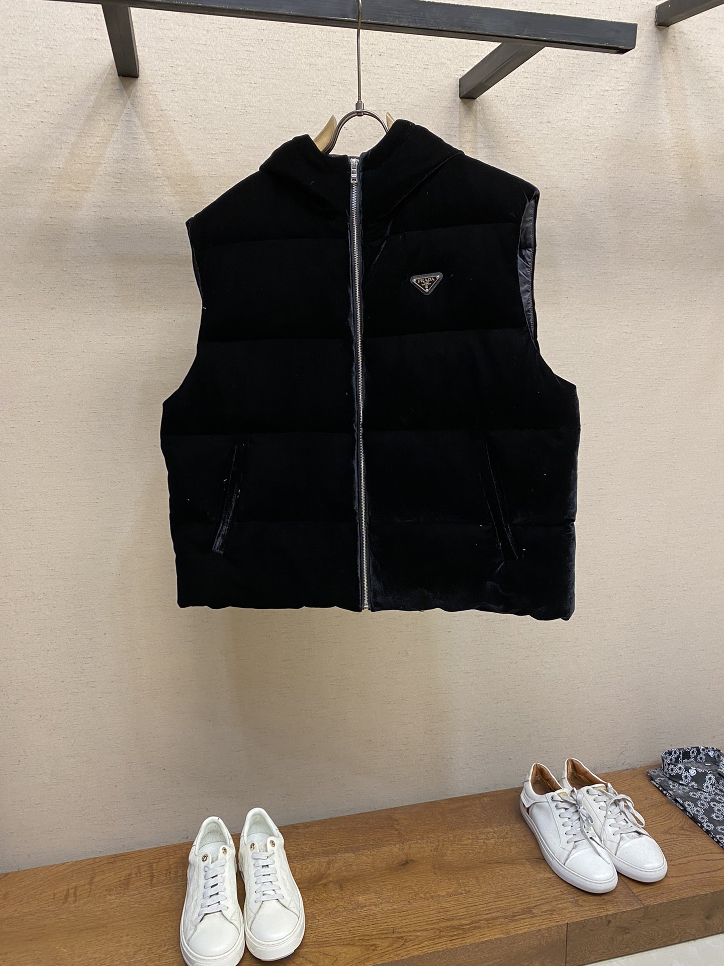 Pra*a Jacket