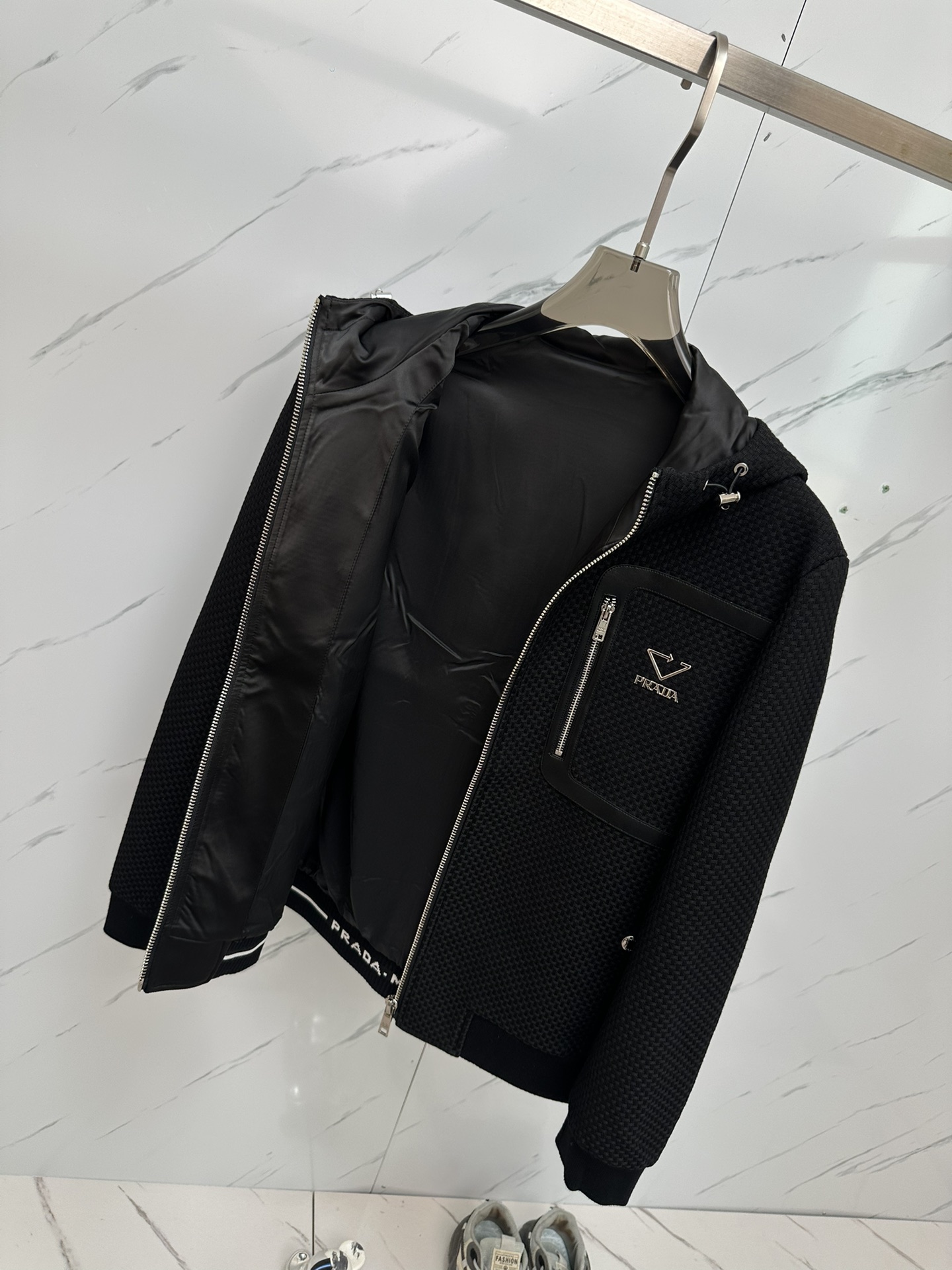 Pra*a Jacket