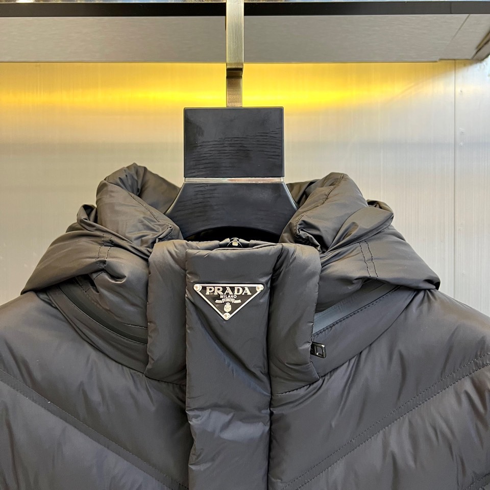 Pra*a Jacket