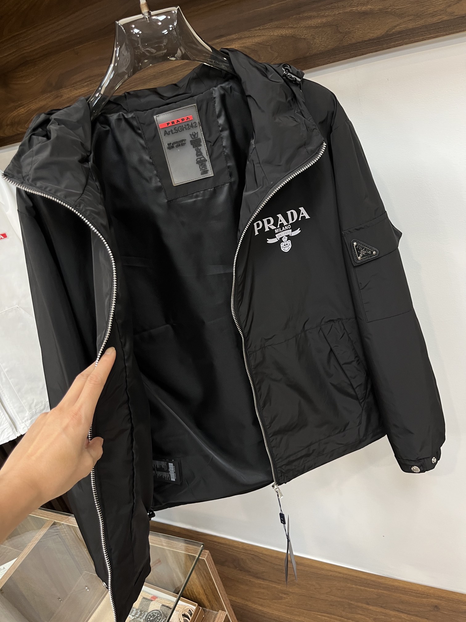 Pra*a Jacket