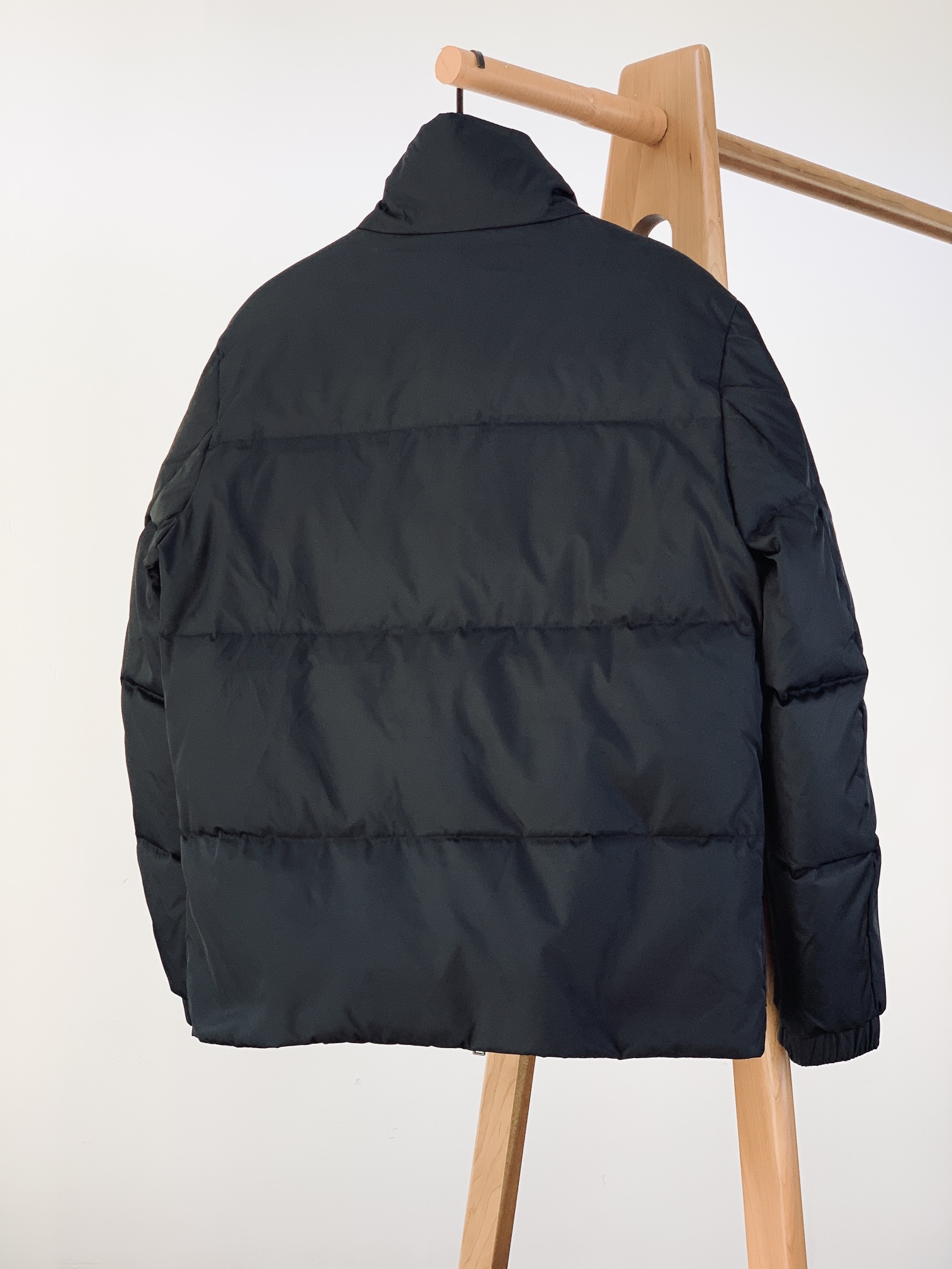 Pra*a Jacket