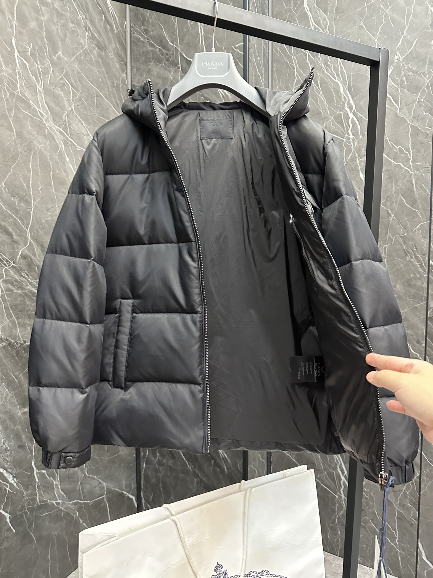 Pra*a Jacket