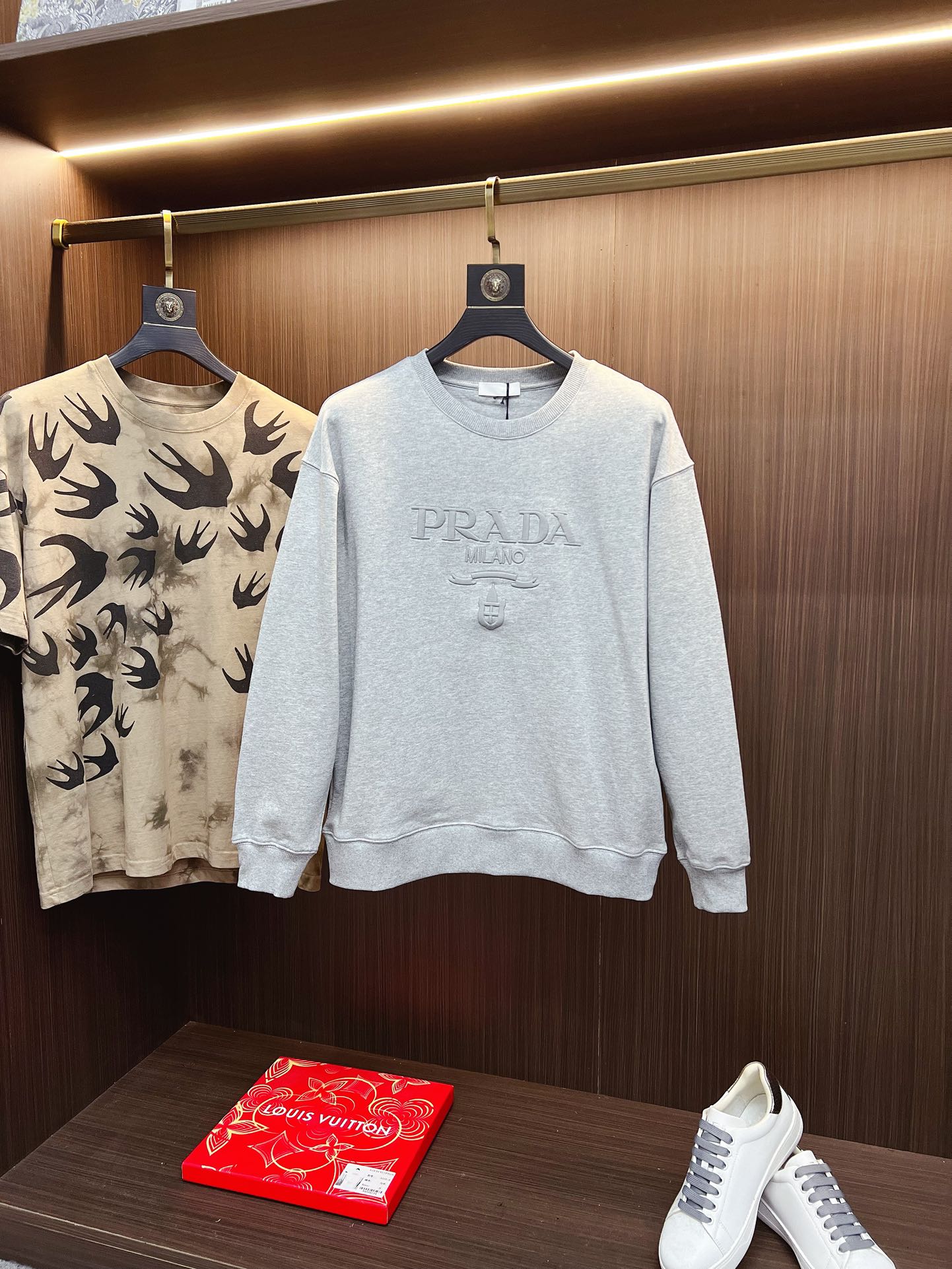 Pra*a Hoodie