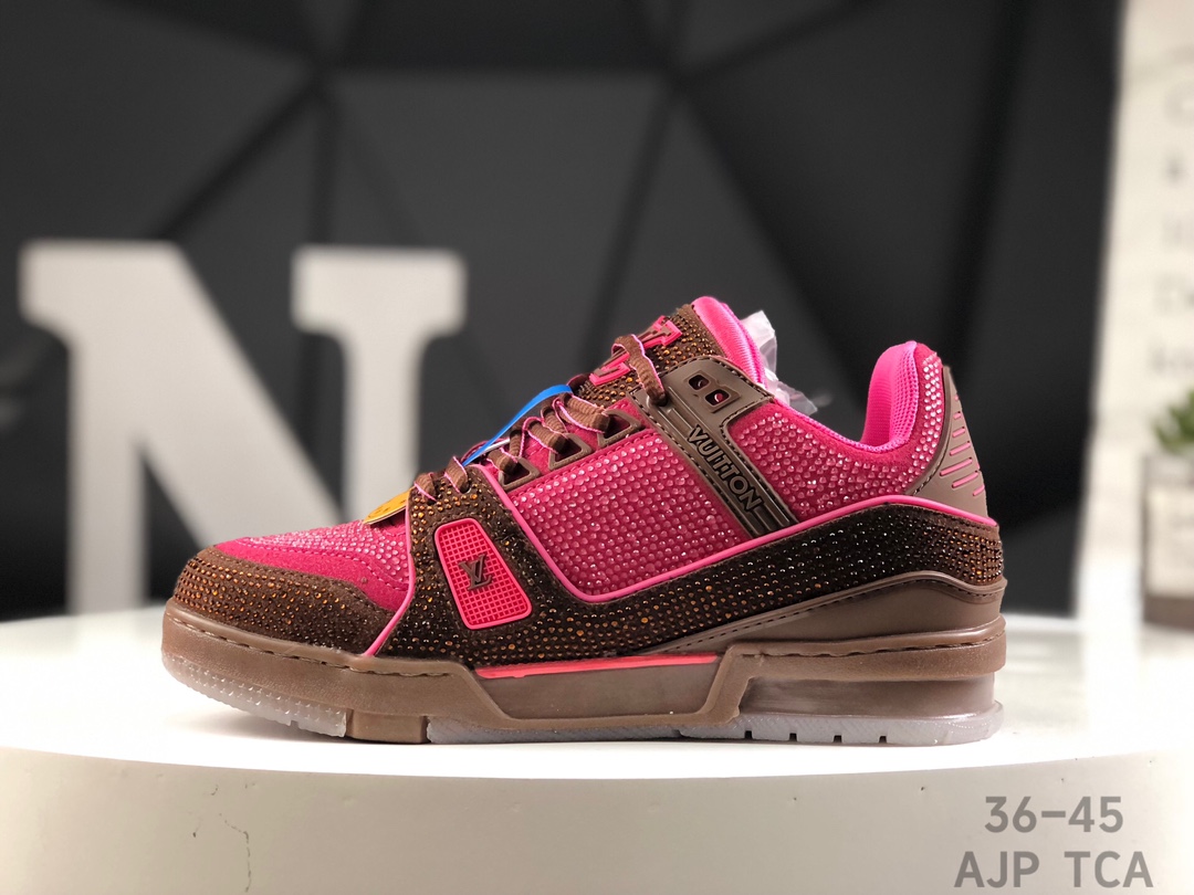 L0vis Vvtt0n Trainer Crystal Embellished Sneakers Replica