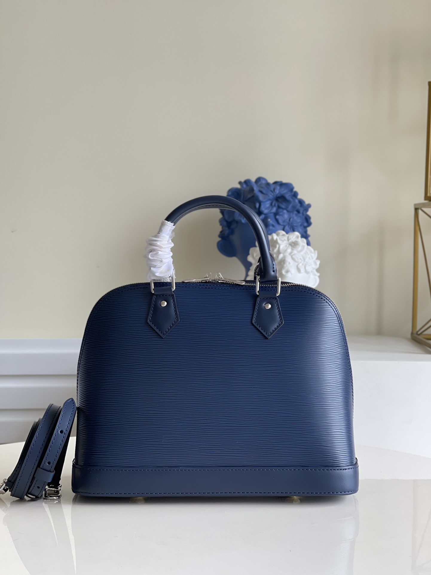 Top original M40862 Blue ALMA small handbag