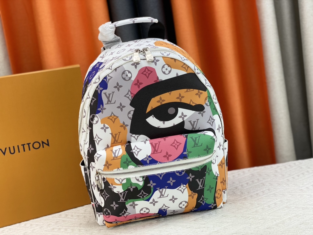 L0vis Vvtt0n Discovery Small Backpack High Quality Replica
