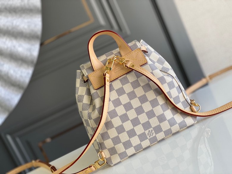 L0vis Vvtt0n Damier Azur