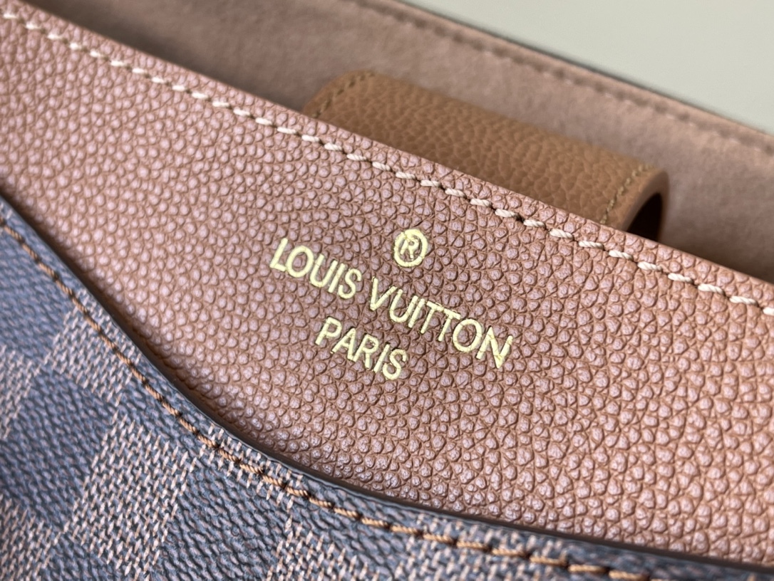 L0vis Vvtt0n Damier Ebene