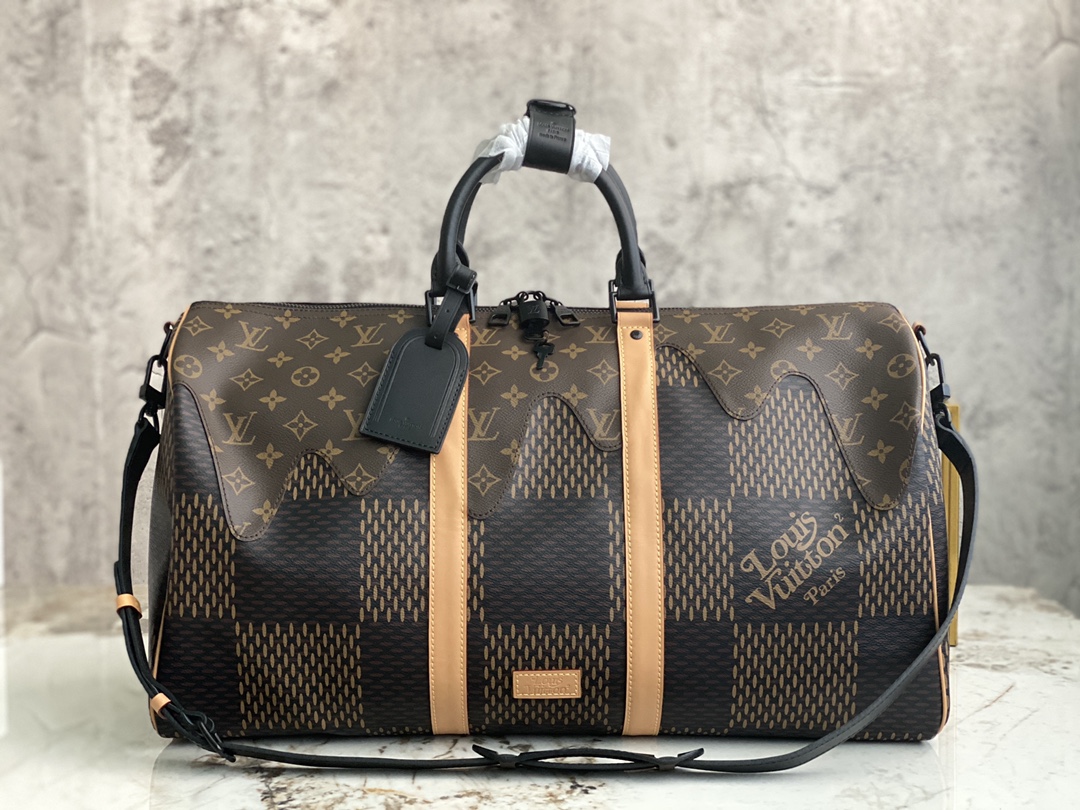 L0vis Vvtt0n Damier Ebene