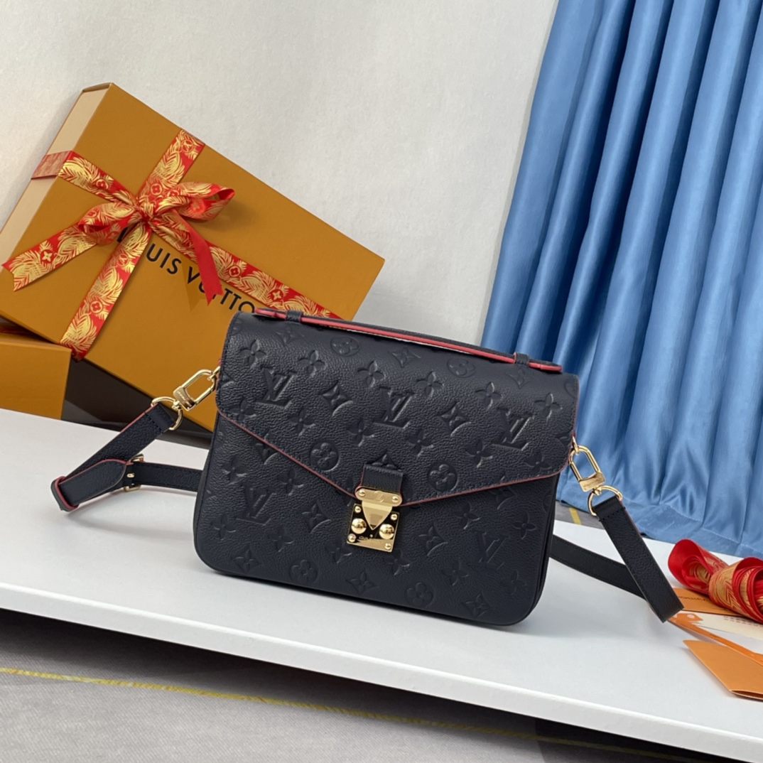 L0vis Vvtt0n Monogram Empreinte