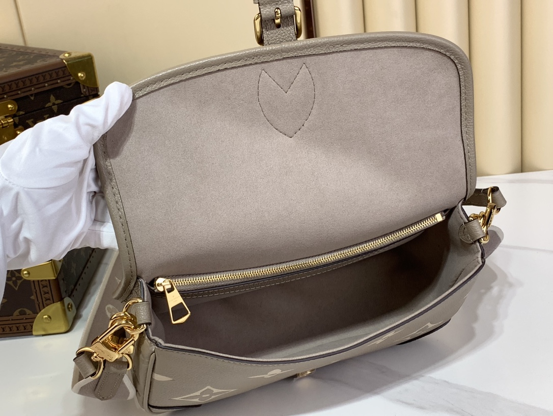 L0vis Vvtt0n Monogram Empreinte