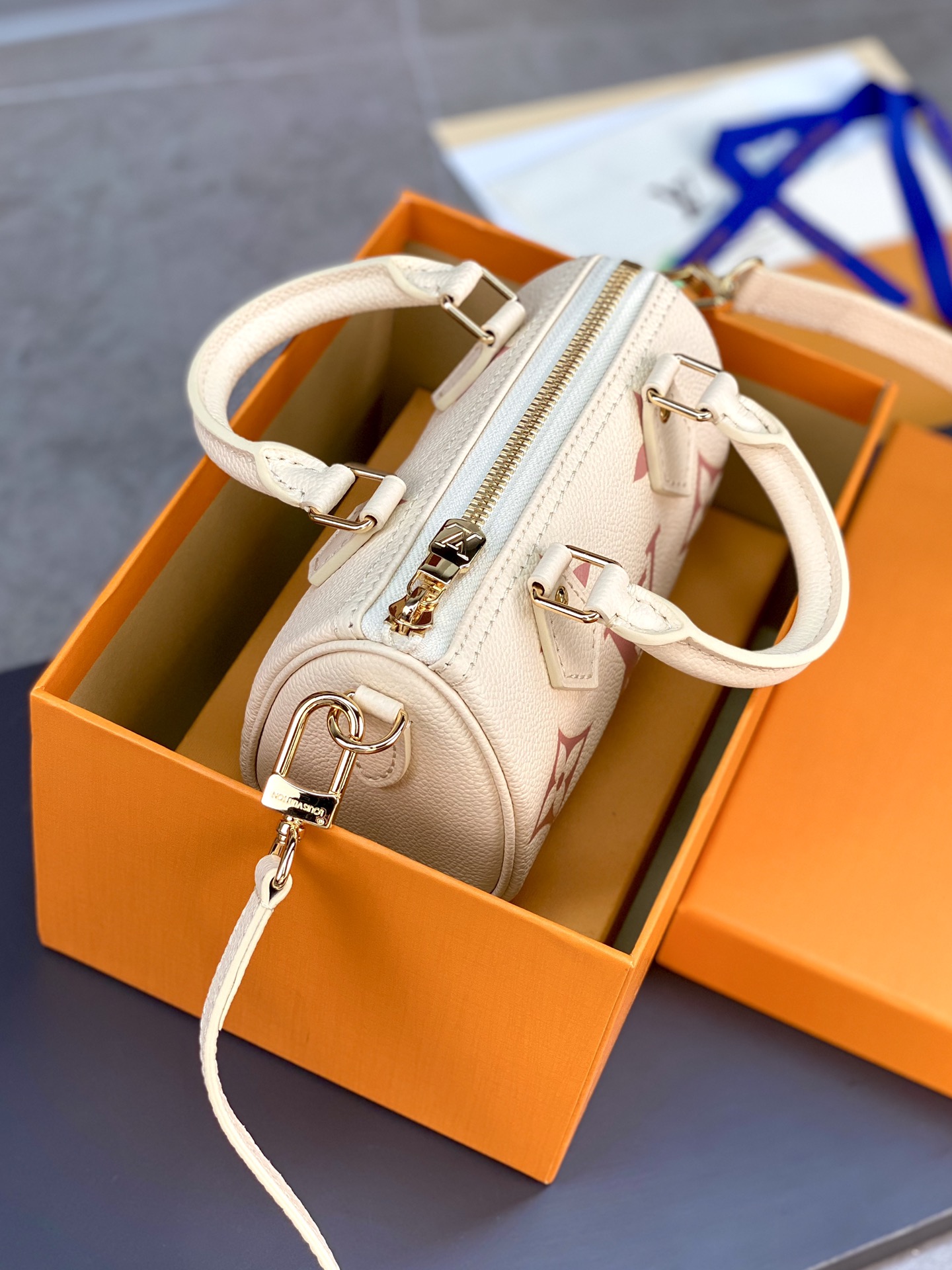 L0vis Vvtt0n Monogram Empreinte