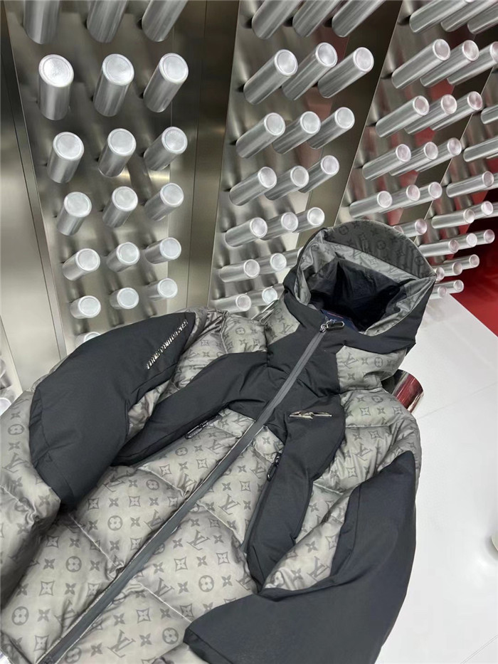 2023SS LV Down Jacket Top Version